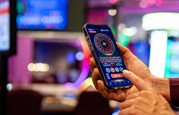 Boom City multiplier counter and cash-out interface
