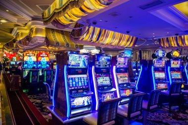 No Commission Baccarat live dealer studio with multi-camera angles and banker/player hand display
